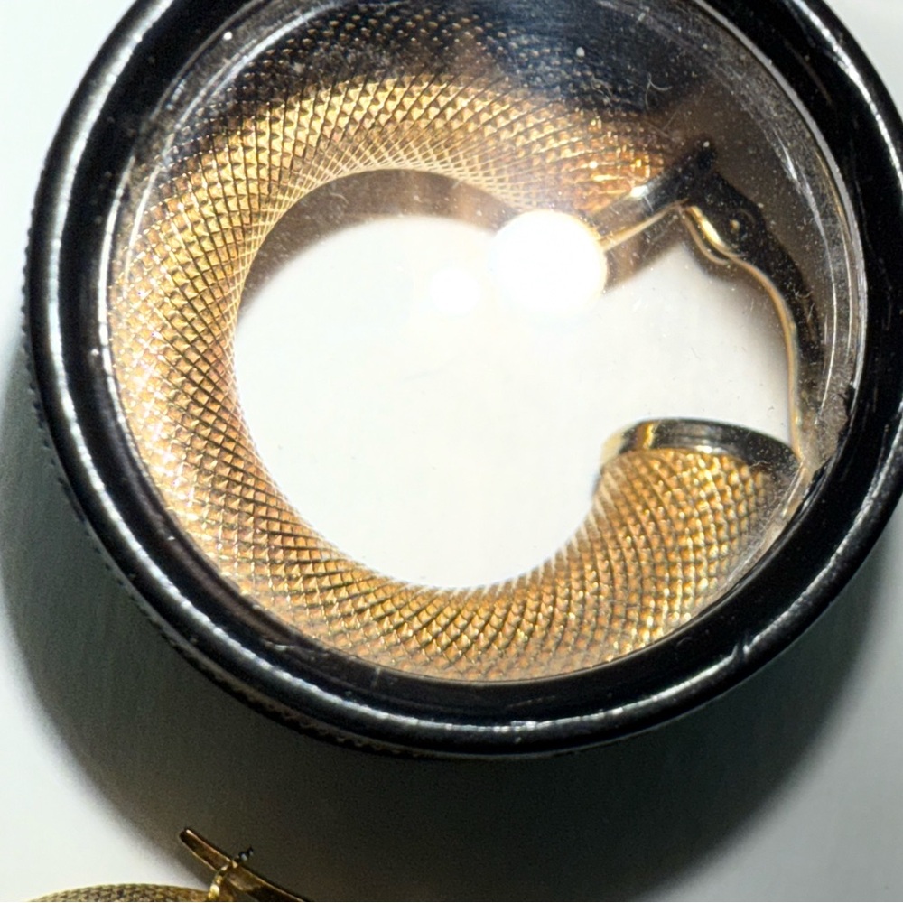 14K Yellow Gold Woven Mesh Textured Hoop Earrings - Picture 8 of 13